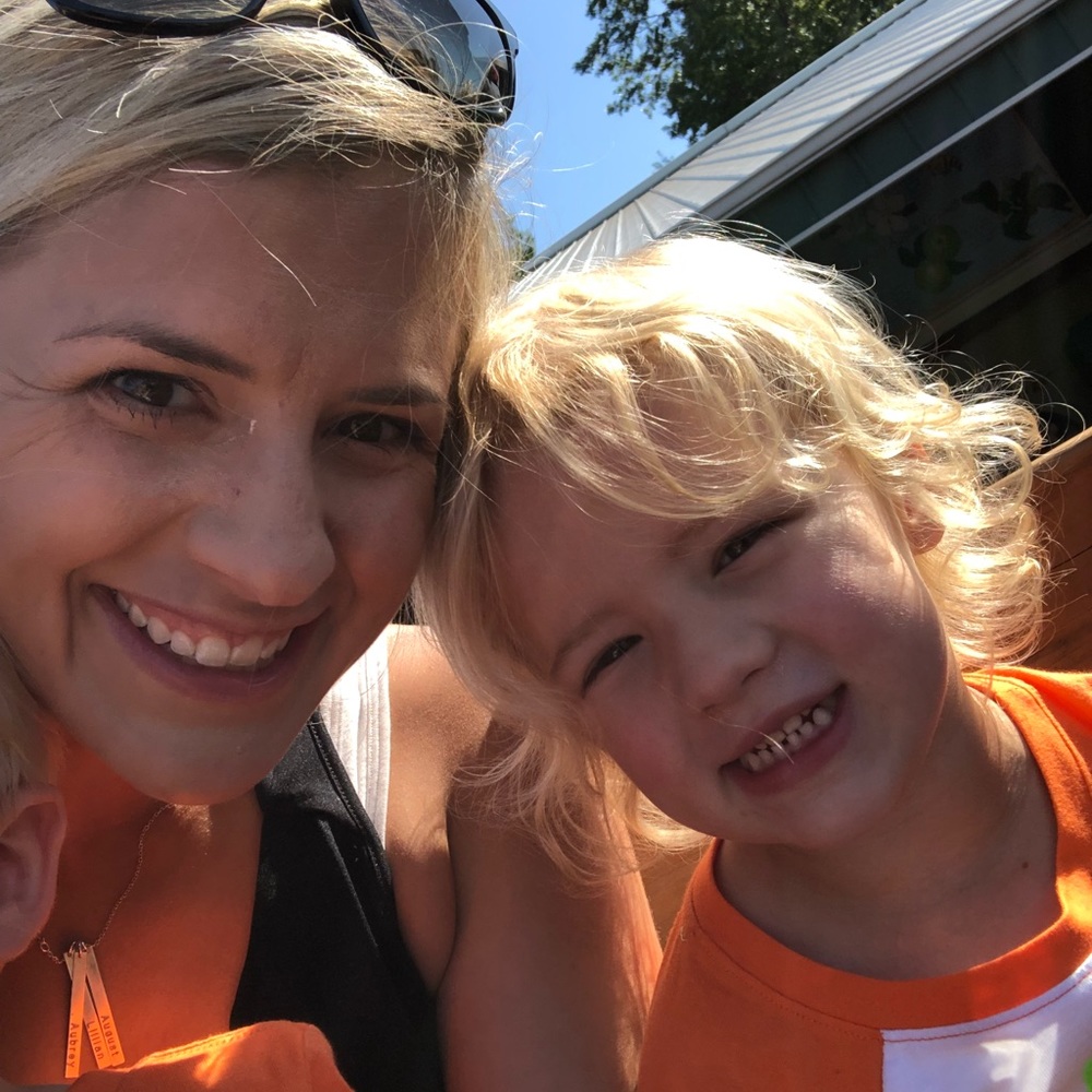 Meet your Posher, Ashley